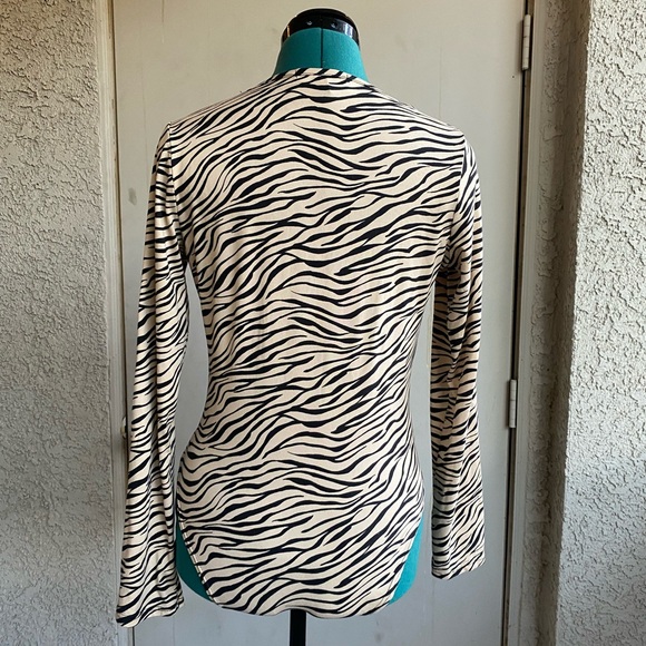 Tiger print Body-suit 🐯 - Picture 2 of 3